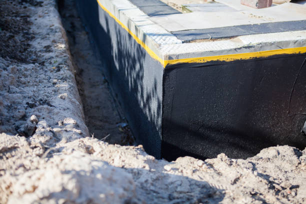 Professional Vapor Barrier Installation technician working in Flushing, MI